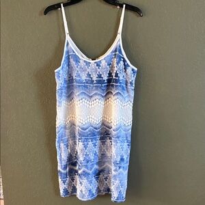 NWT. Blue and White Patterned Sleeveless Dress